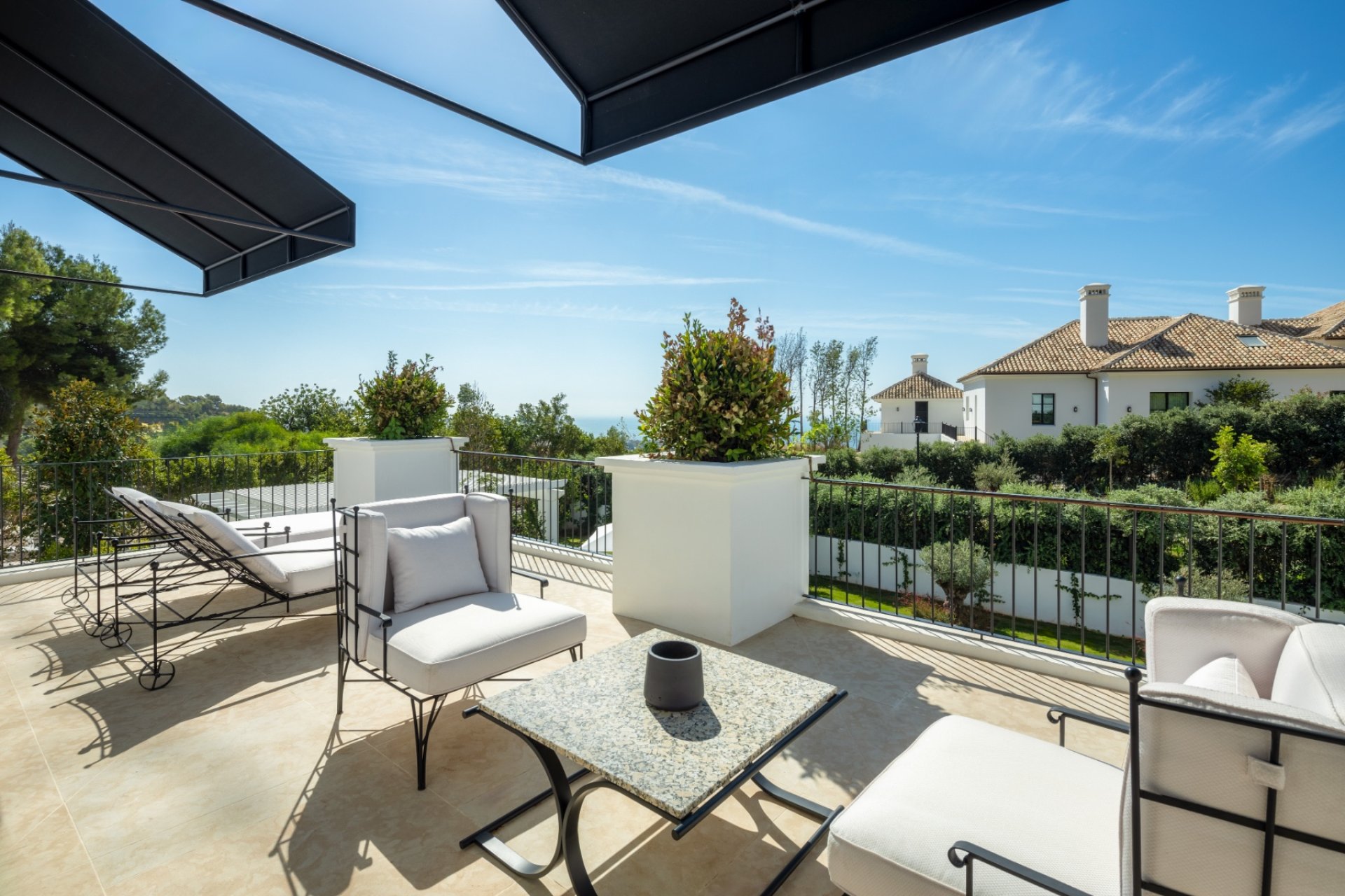 Reventa - Villa -
Marbella - Sierra Blanca