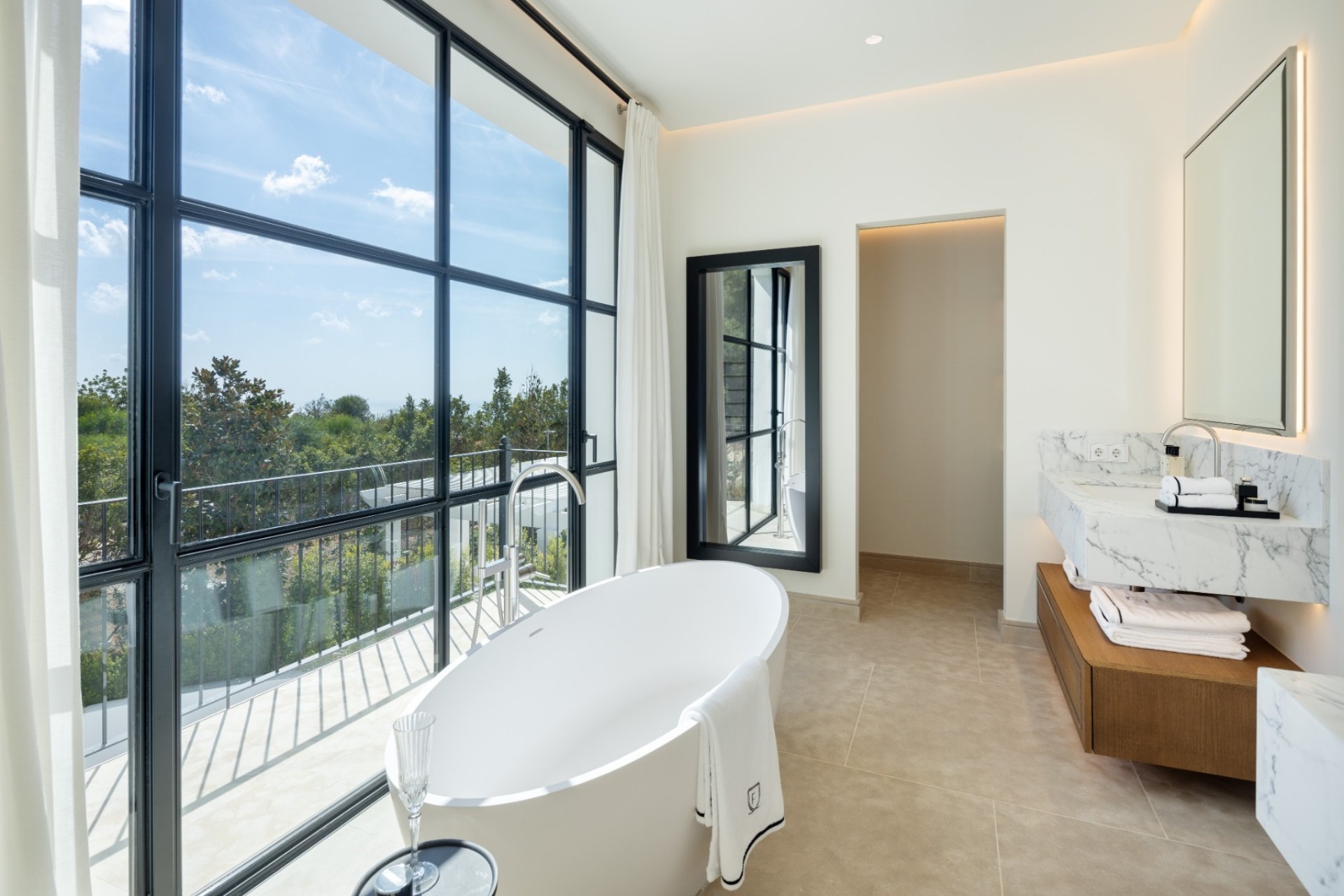 Reventa - Villa -
Marbella - Sierra Blanca