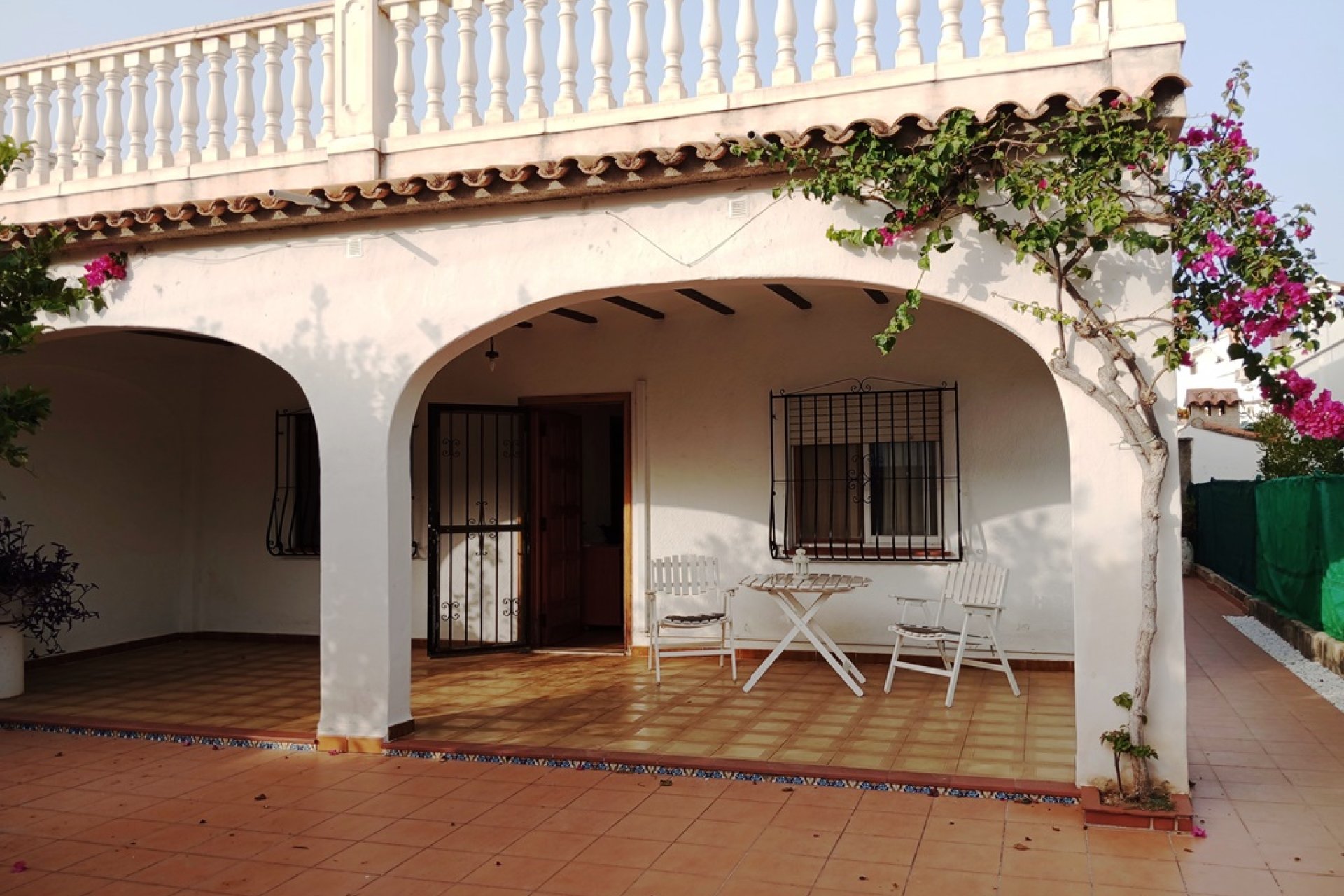 Reventa - Villa -
Oliva