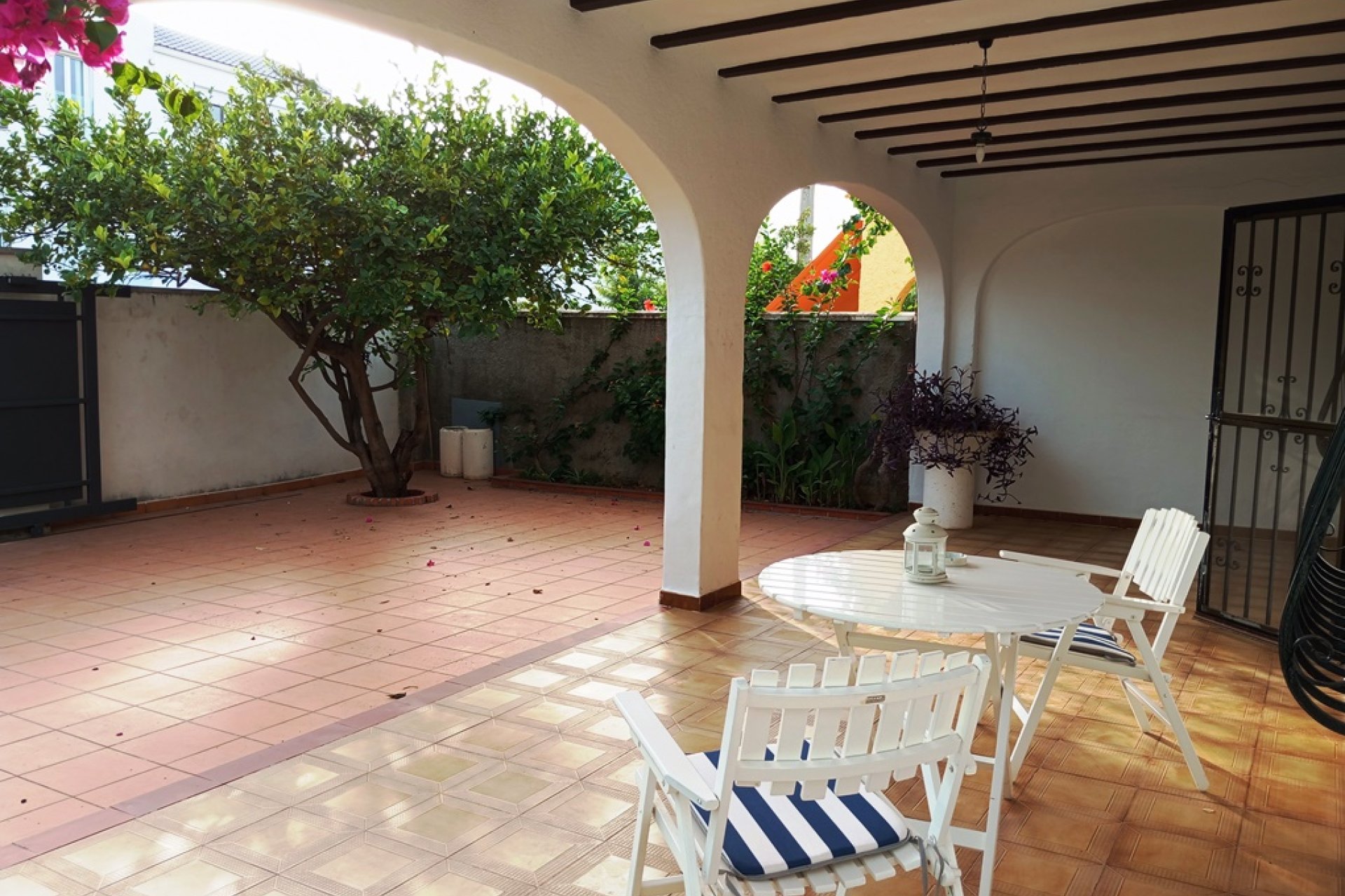 Reventa - Villa -
Oliva