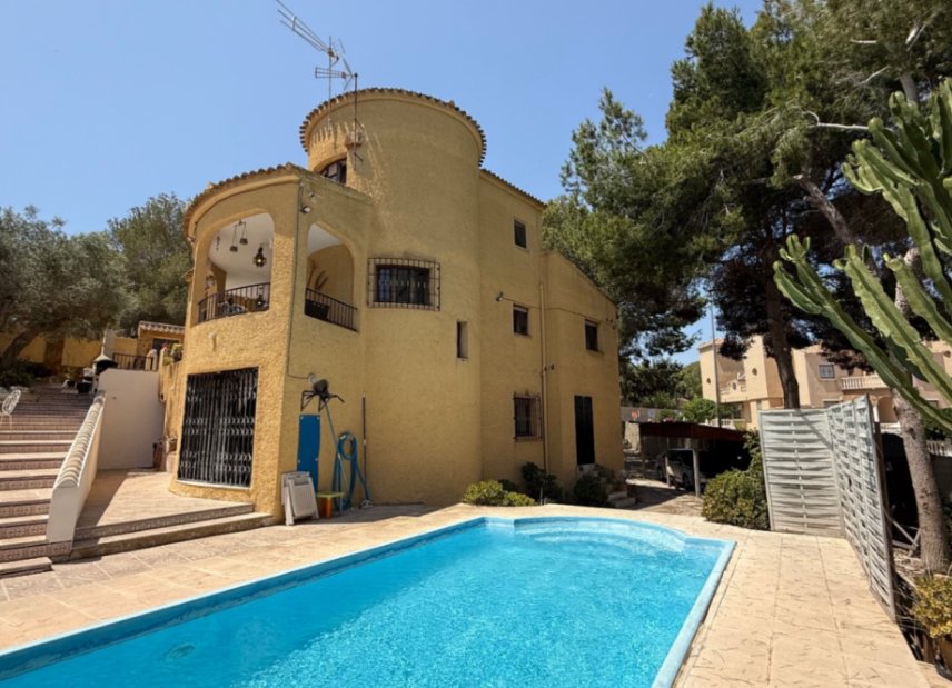 Reventa - Villa -
Orihuela - Costa Blanca