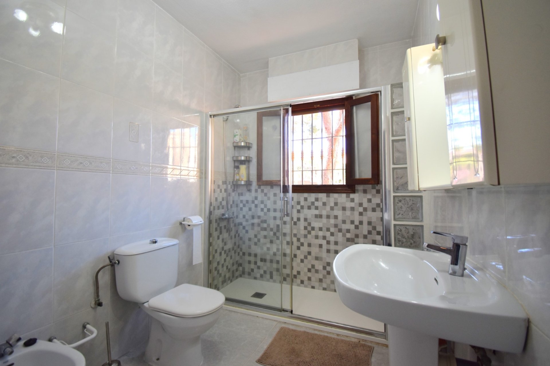 Reventa - Villa -
Orihuela Costa - Villamartín