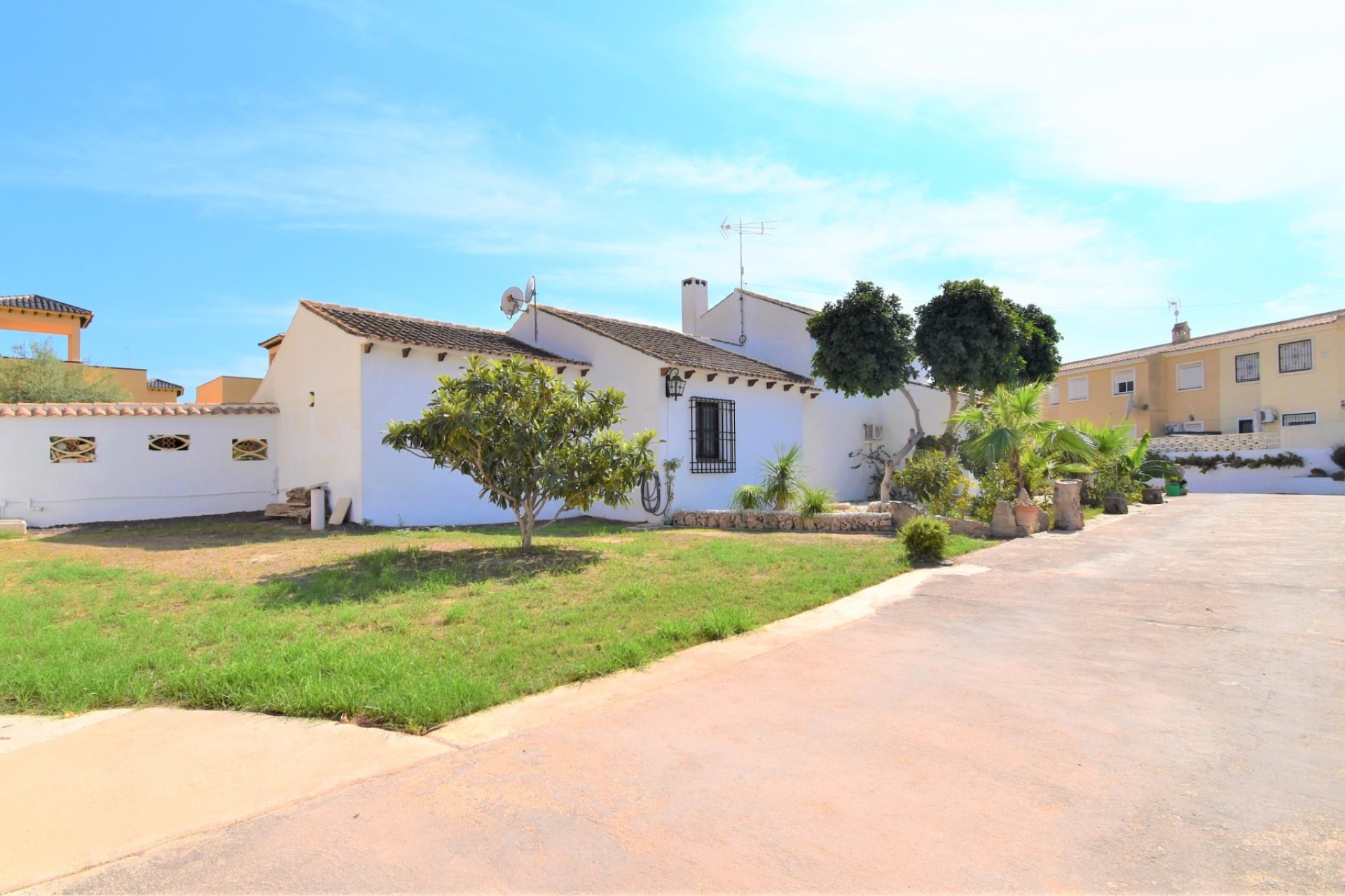 Reventa - Villa -
Orihuela Costa - Villamartín