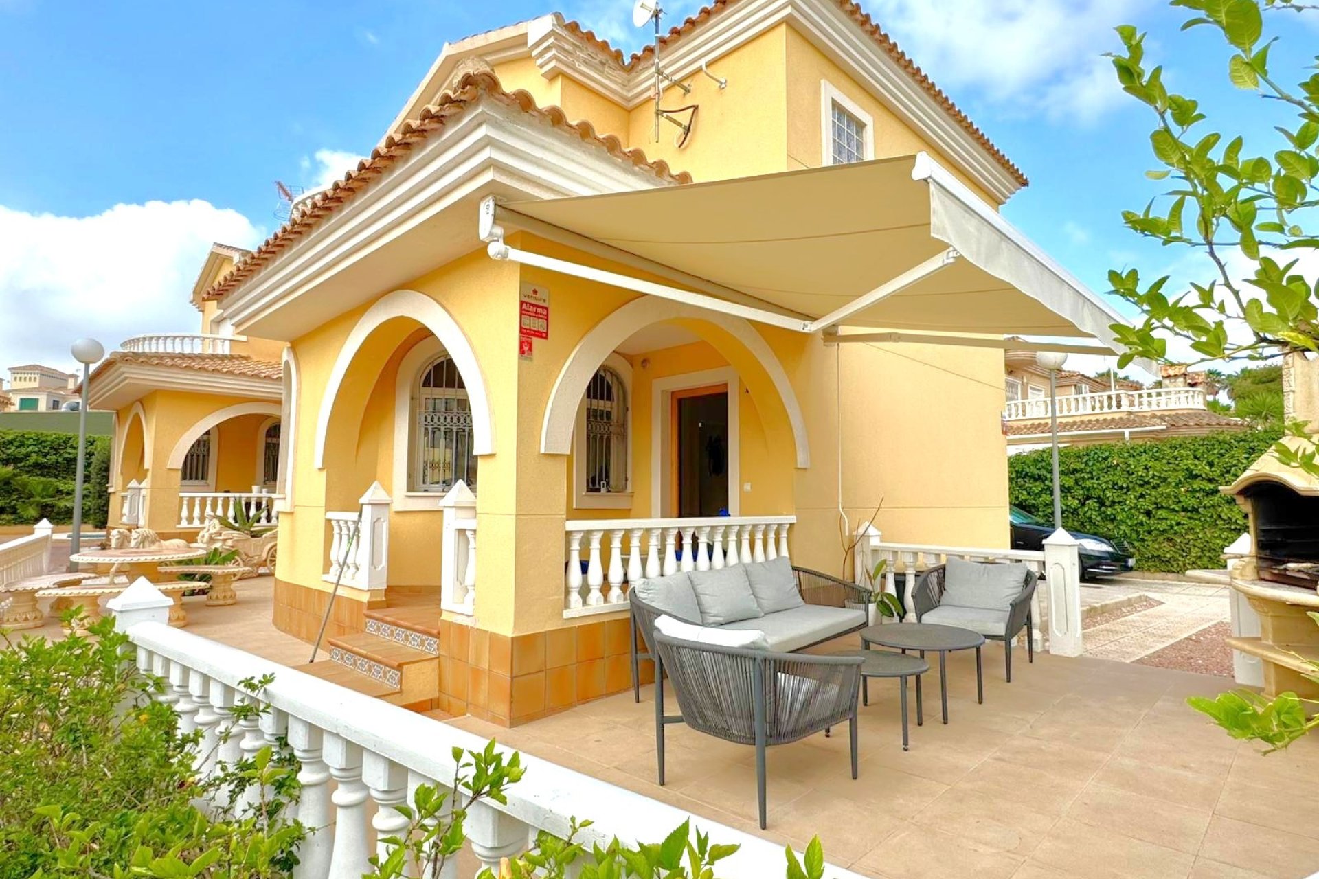 Reventa - Villa -
Orihuela Costa - Villamartín