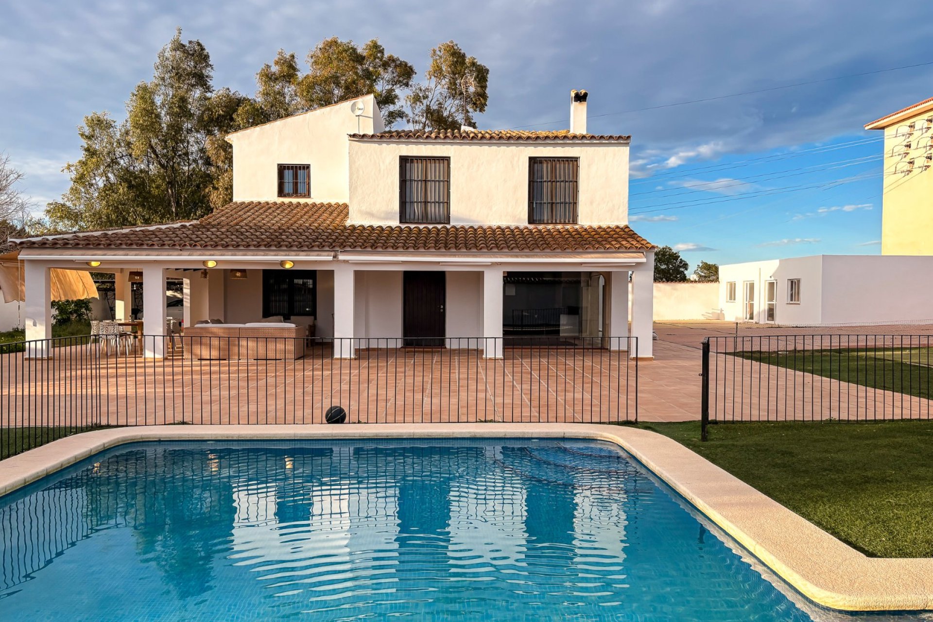 Reventa - Villa -
Santa Pola - El Poble Llevanti
