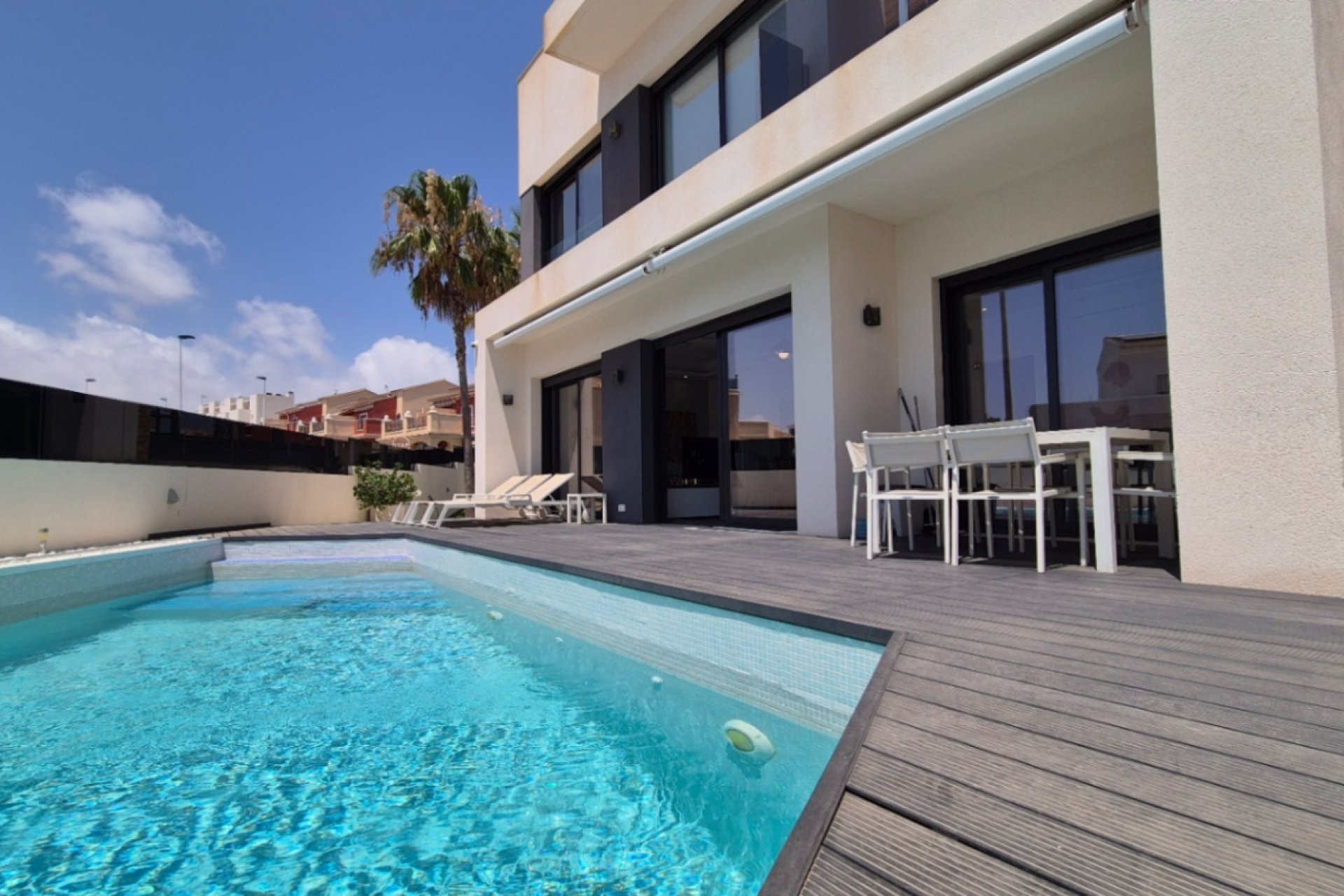 Reventa - Villa -
Torrevieja - Costa Blanca