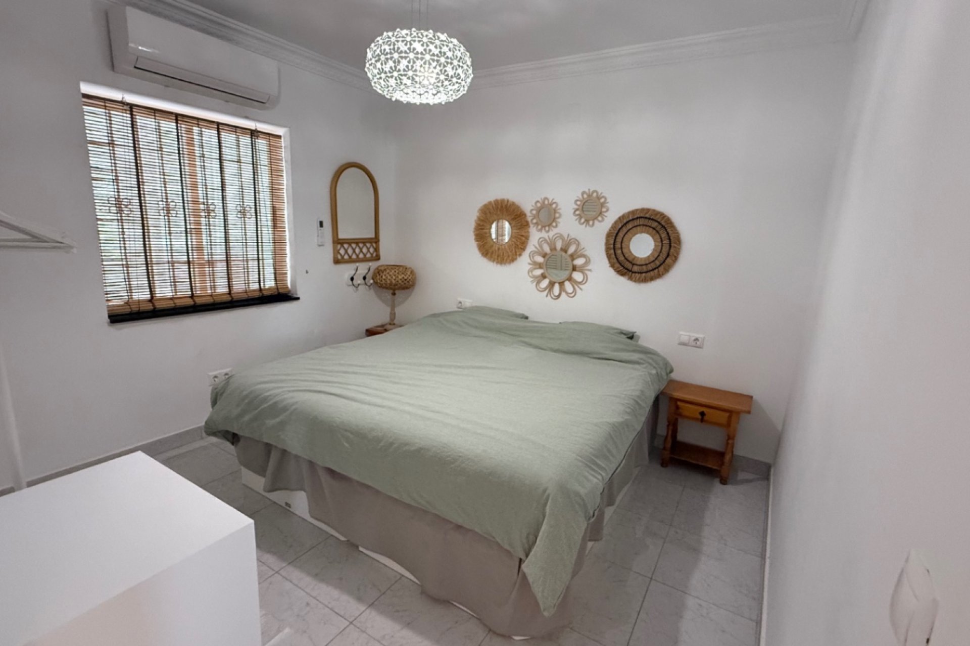Reventa - Villa -
Torrevieja - Costa Blanca