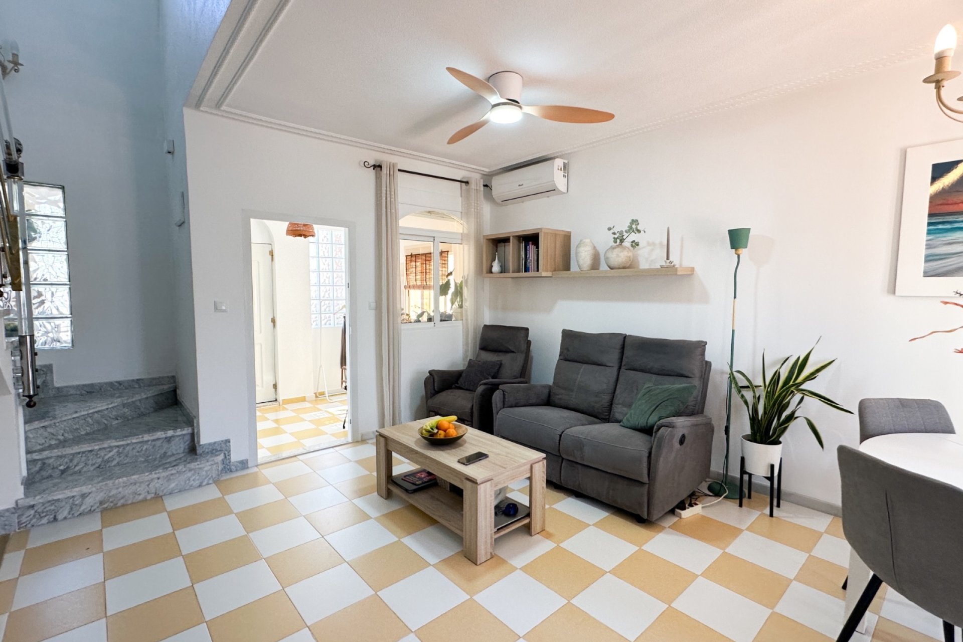 Reventa - Villa -
Torrevieja - Nueva Torrevieja
