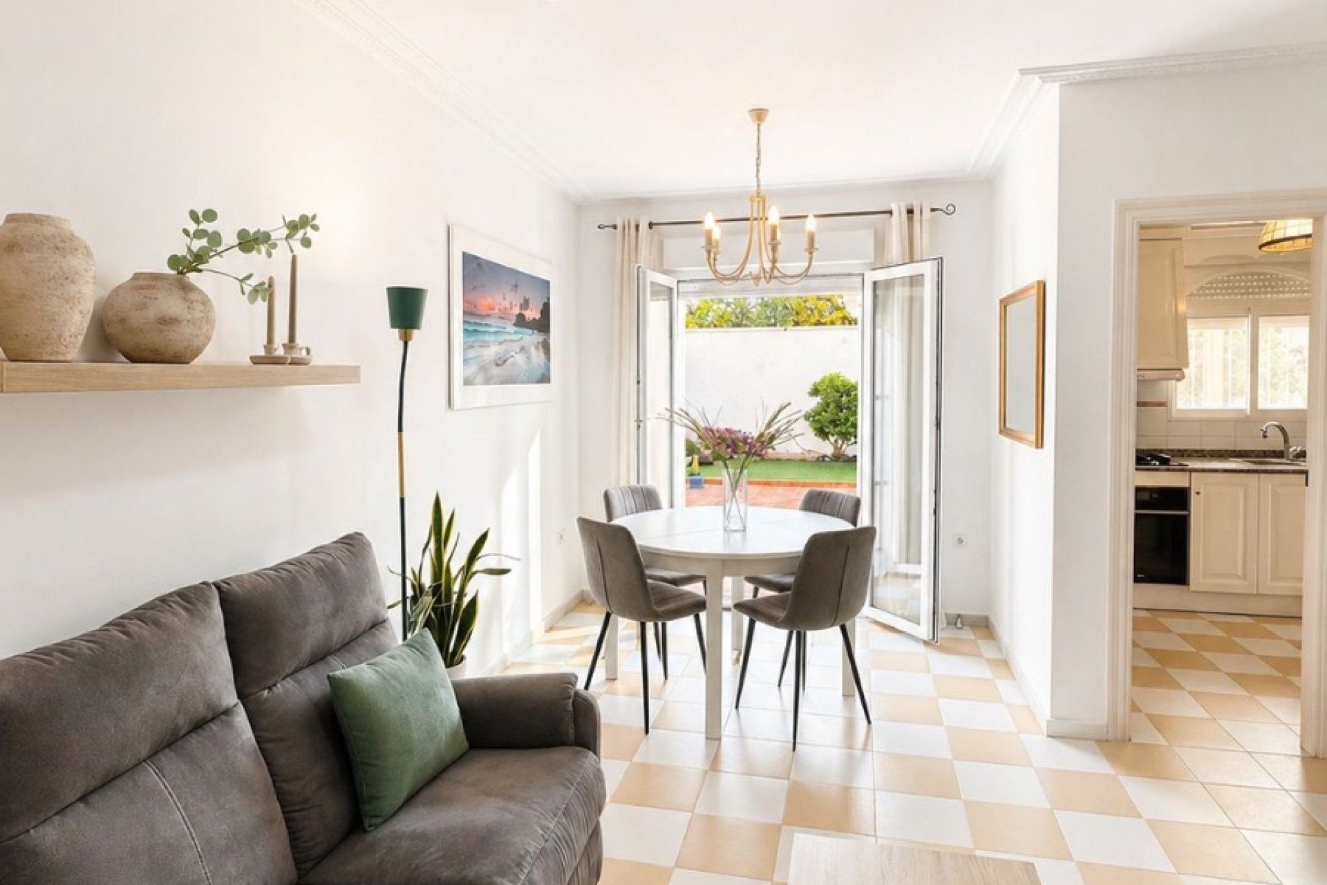 Reventa - Villa -
Torrevieja - Nueva Torrevieja