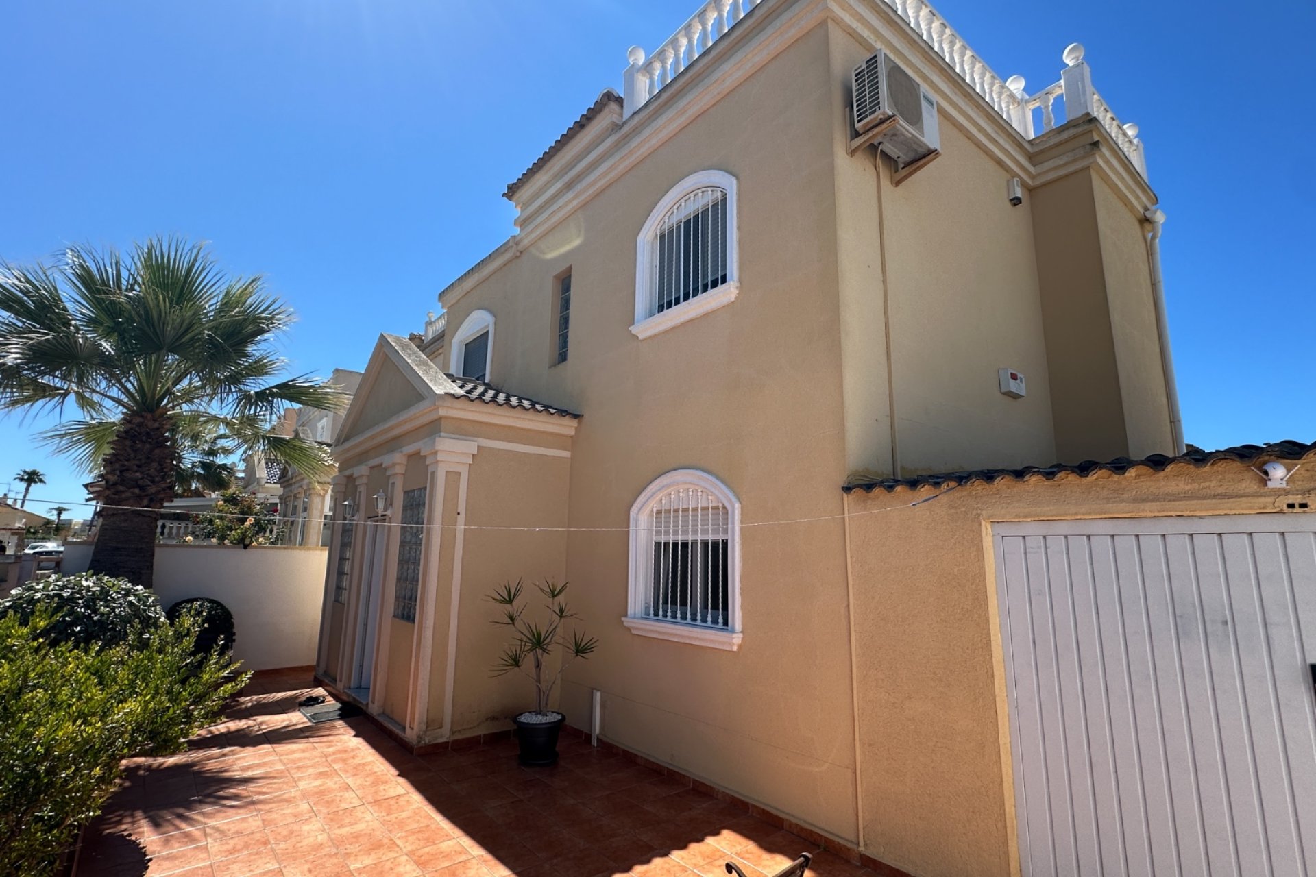 Reventa - Villa -
Torrevieja - Nueva Torrevieja