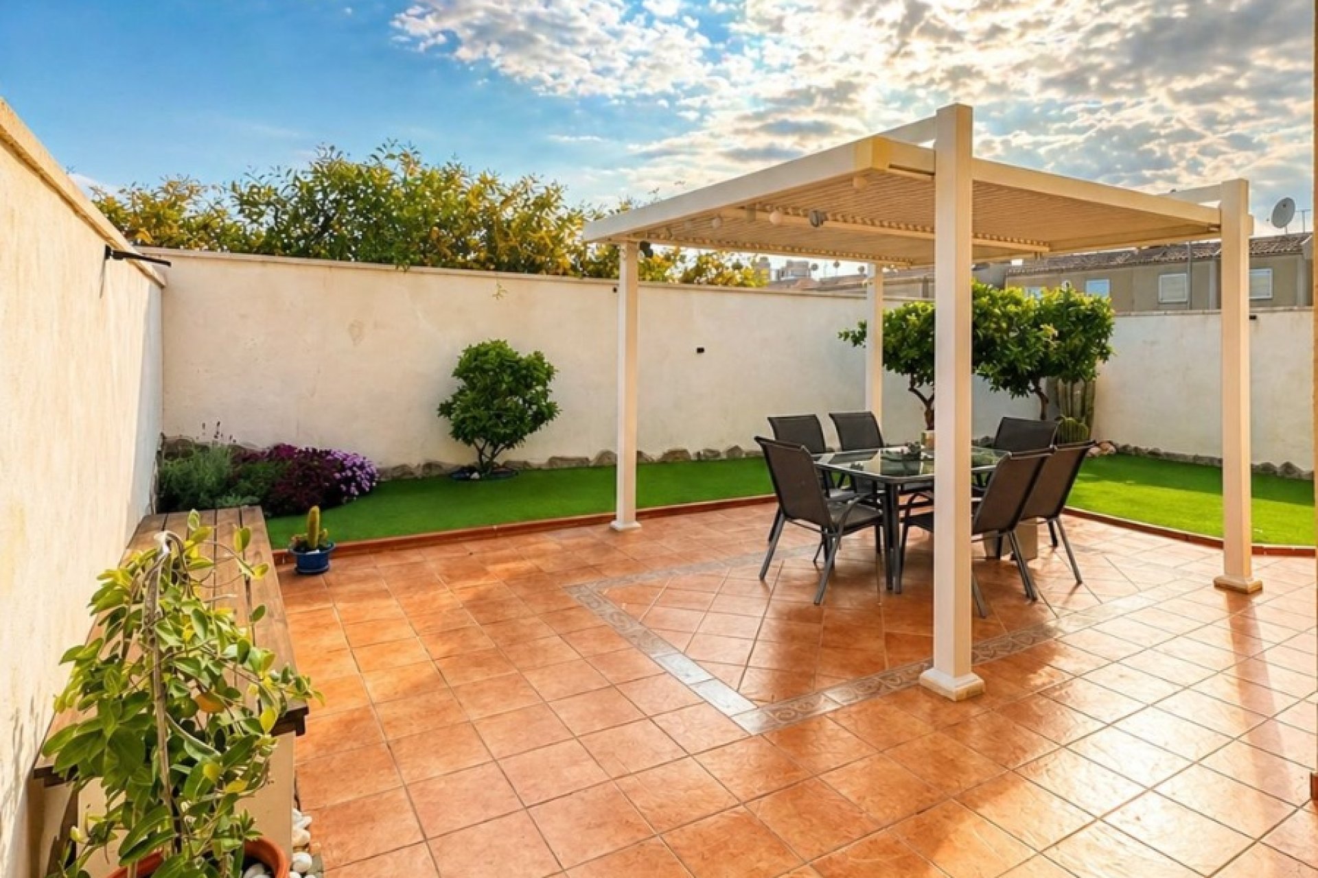 Reventa - Villa -
Torrevieja - Nueva Torrevieja