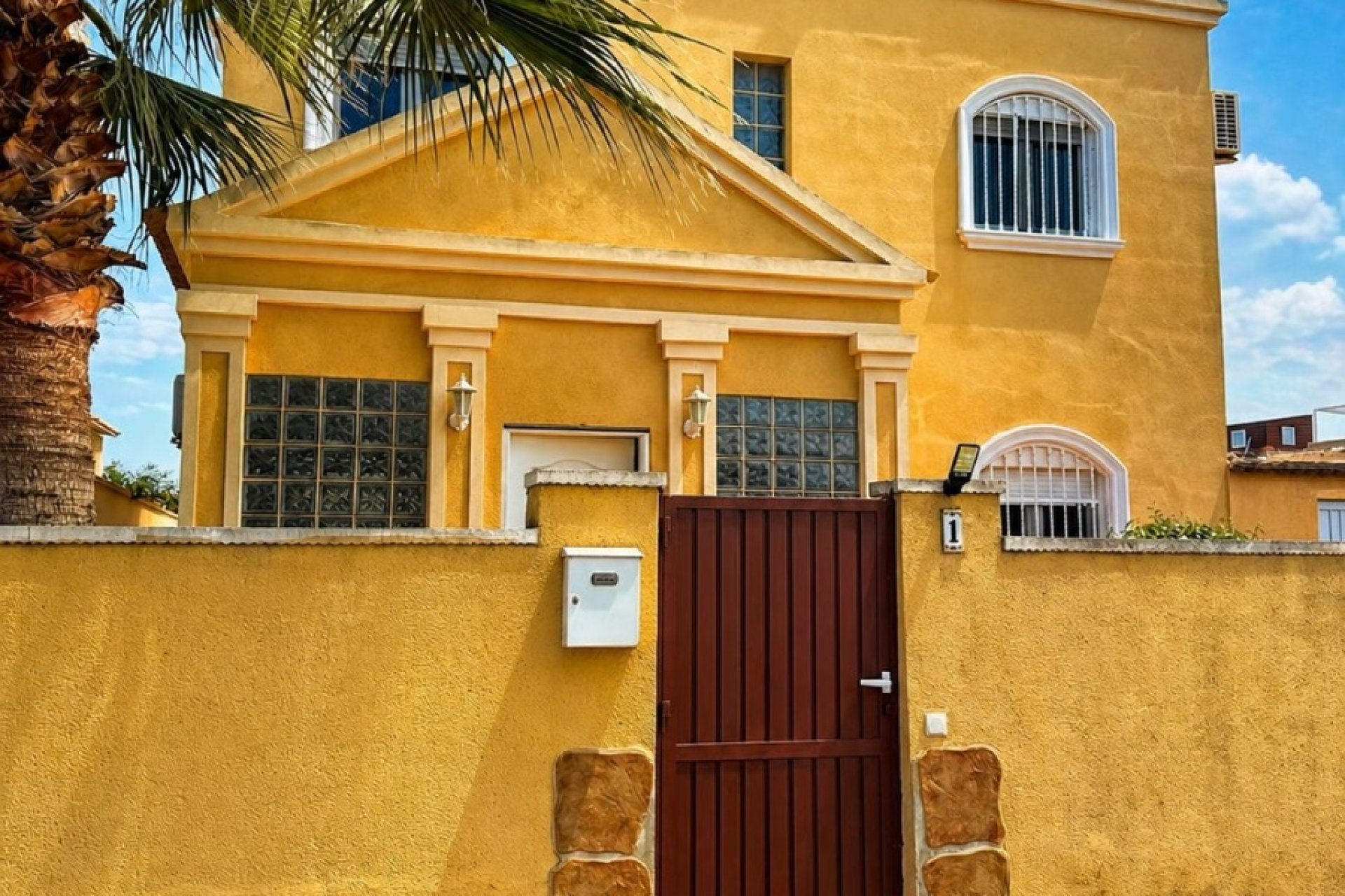 Reventa - Villa -
Torrevieja - Nueva Torrevieja
