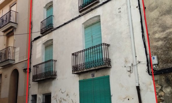 Townhouse - Resale - Agres - town