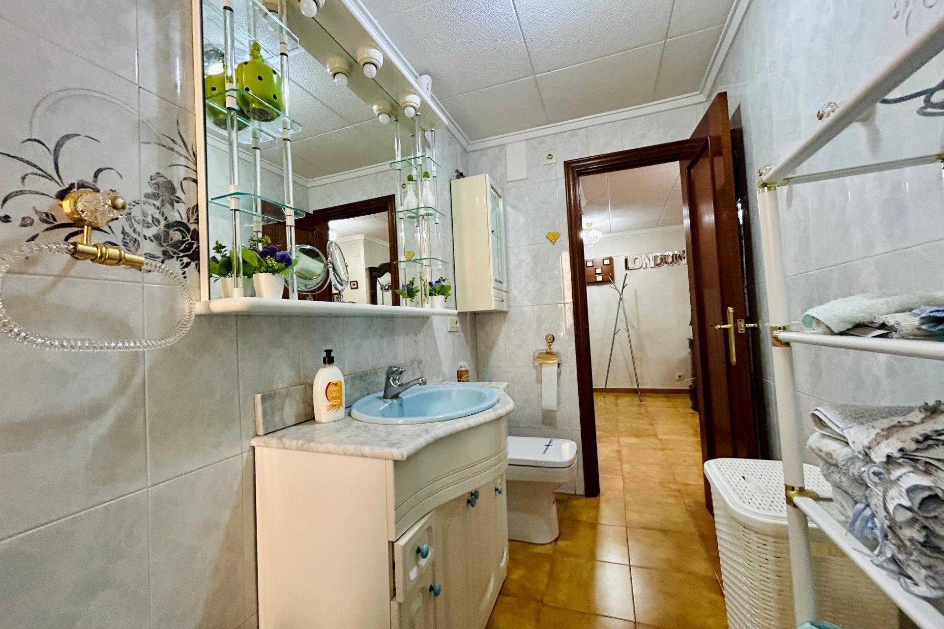 Videresalg - apartment -
Santa Pola - Puerto