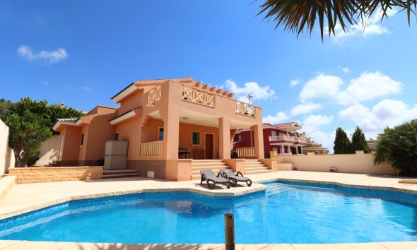 Villa - Gensalg - Ciudad Quesada - La Fiesta