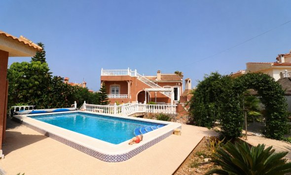 Villa - Gensalg - Ciudad Quesada -
                La Fiesta