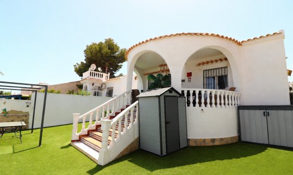 Villa - Gensalg - Orihuela Costa -
                Villamartín