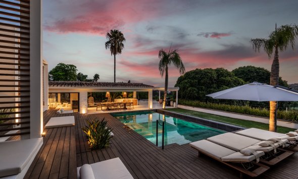 Villa - Resale - Marbella - Nueva Andalucía