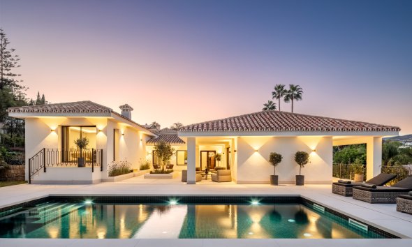 Villa - Resale - Marbella - Nueva Andalucía