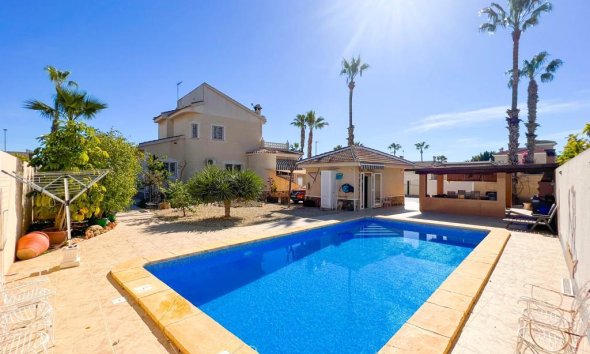 Villa - Reventa - Ciudad Quesada -
                Doña Pepa