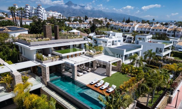 Villa - Reventa - Malaga - Nueva Andalucía