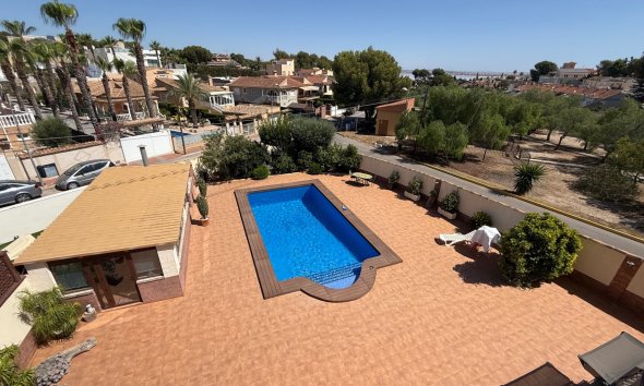 Villa - Reventa - Torrevieja - Costa Blanca