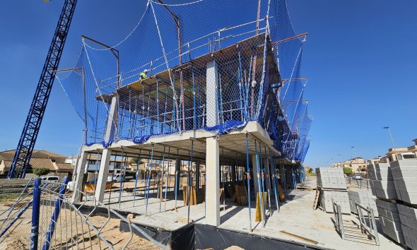 Nybyggeri - low-bungalow -
Torre de la Horadada