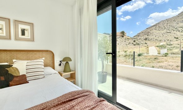 Obra nueva - high-bungalow -
Cox