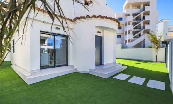 Nybyggeri - Villa -
Orihuela Costa