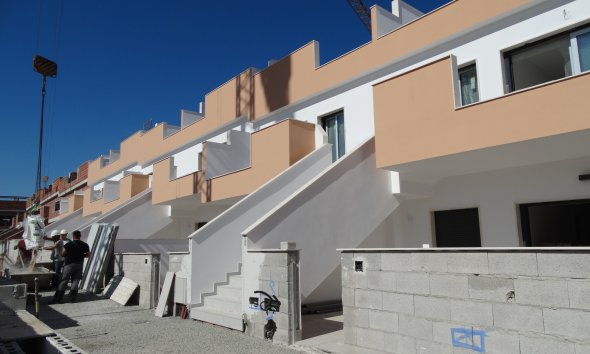 Nybyggeri - low-bungalow -
Pilar de la Horadada