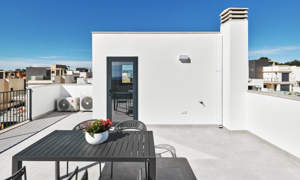 Nybyggeri - Villa -
San Miguel de Salinas