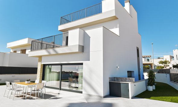 Nybyggeri - Villa -
San Miguel de Salinas