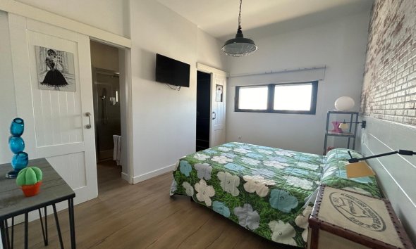 Resale - apartment -
Santa Pola - Gran Alacant