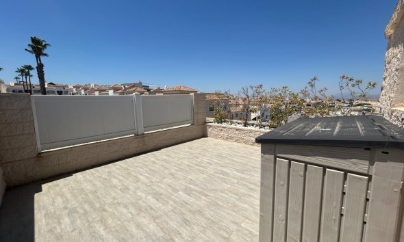 Resale - apartment -
Santa Pola - Gran Alacant