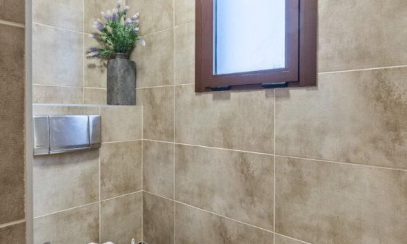 Resale - Villa -
Santa Pola - El Poble Llevanti