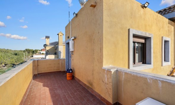 Resale - Villa -
Santa Pola - El Poble Llevanti