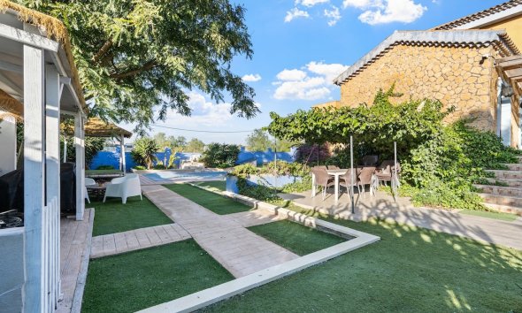 Resale - Villa -
Santa Pola - El Poble Llevanti