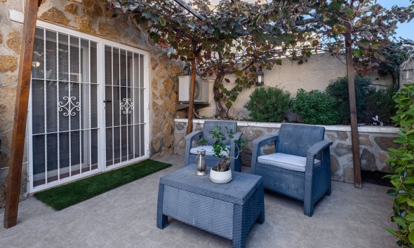 Resale - Villa -
Santa Pola - Gran Alacant