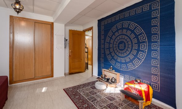 Resale - Villa -
Santa Pola - Gran Alacant