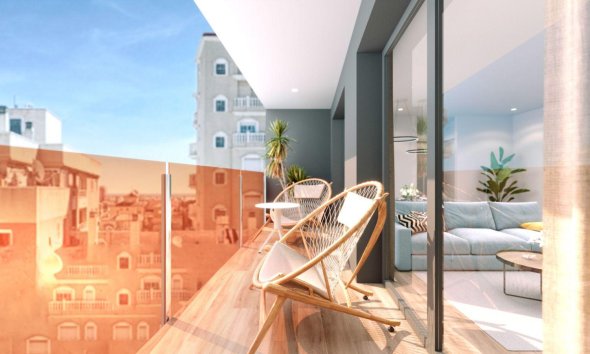 Obra nueva - Ático -
Torrevieja
