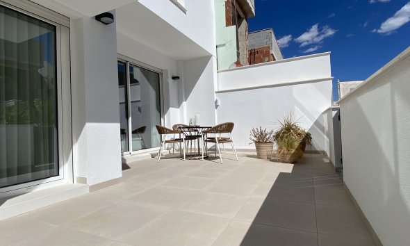 Nybyggeri - high-bungalow -
Pilar de la Horadada