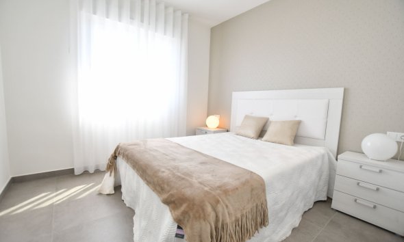 Nybyggeri - low-bungalow -
San Miguel de Salinas