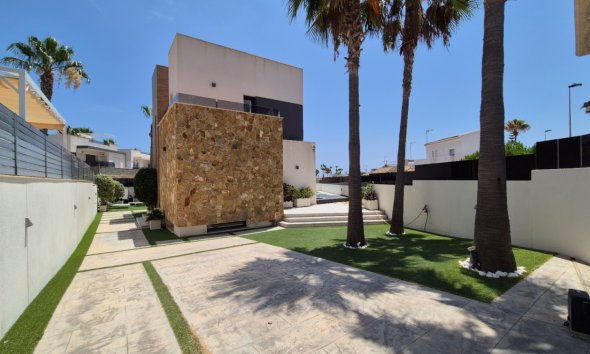 Gensalg - Villa -
Torrevieja - Costa Blanca