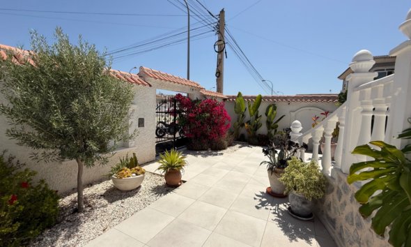 Gensalg - Villa -
Torrevieja - Costa Blanca