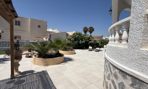 Gensalg - Villa -
Torrevieja - Costa Blanca