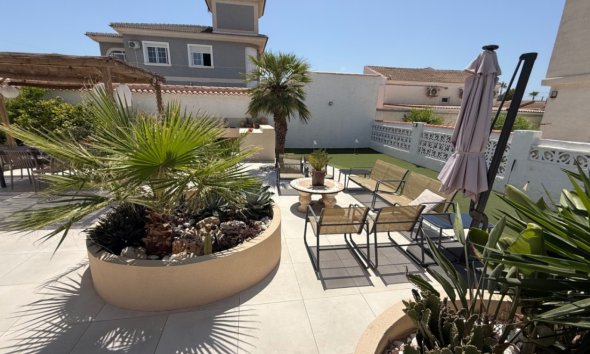 Gensalg - Villa -
Torrevieja - Costa Blanca