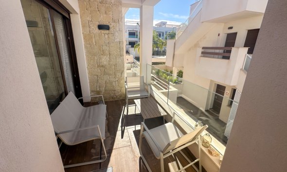 Gensalg - Rækkehus -
Torrevieja - Los Balcones