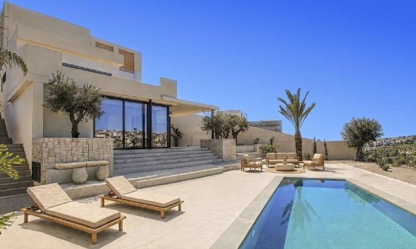 Nybyggeri - Villa -
La Marina