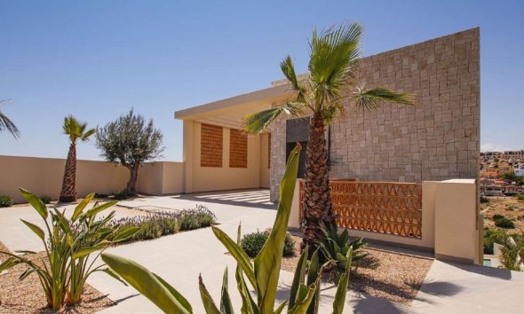 Nybyggeri - Villa -
La Marina