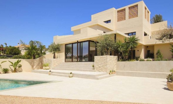 Nybyggeri - Villa -
La Marina